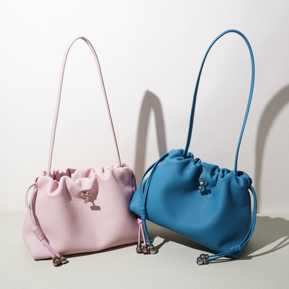 Interior Design High End - Nuova Borsa Cloud di Alta Gamma