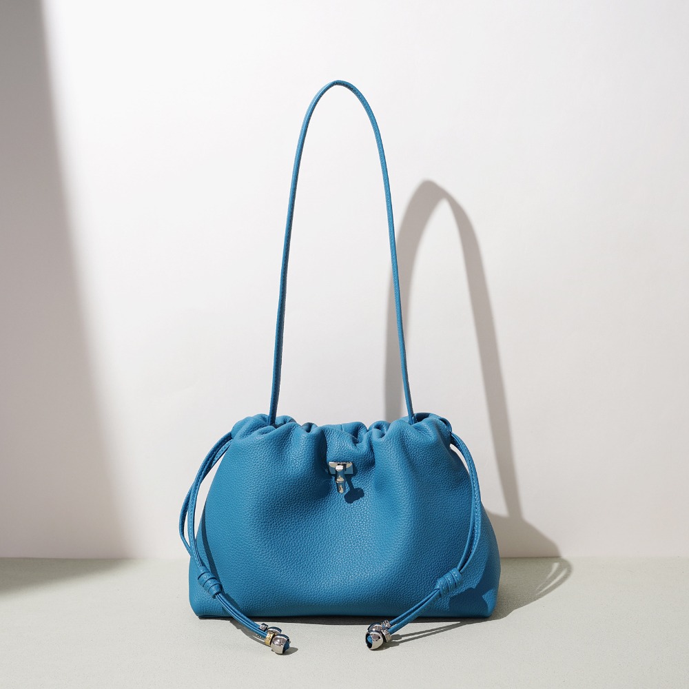 Nuova Borsa Cloud di Alta Gamm - Interior Design High End recensione e prezzo